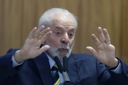 Lula diz que América Latina deve crescer em bloco, e que país estará atento às eleições na Venezuela | Política