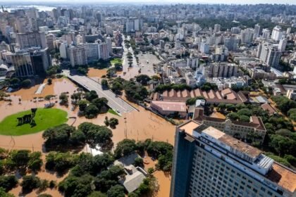 Área de Porto Alegre alagada — Foto: Gustavo Mansur/Palácio Piratini