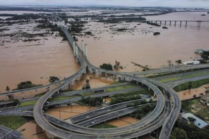 Guaíba chega a 4,96 metros e atinge o maior nível de sua história | Brasil