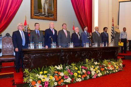 Cerimônia de posse de Paulo Sérgio de Oliveira e Costa (à dir. de Tarcísio) como procurador-geral de Justiça do Estado de São Paulo — Foto: Francisco Cepeda/Governo do Estado de SP