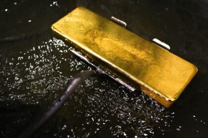Barra de ouro — Foto: Andrey Rudakov/Bloomberg