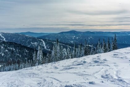 Região de Sheregesh, na Rússia — Foto: Roman Purtov via Unsplash