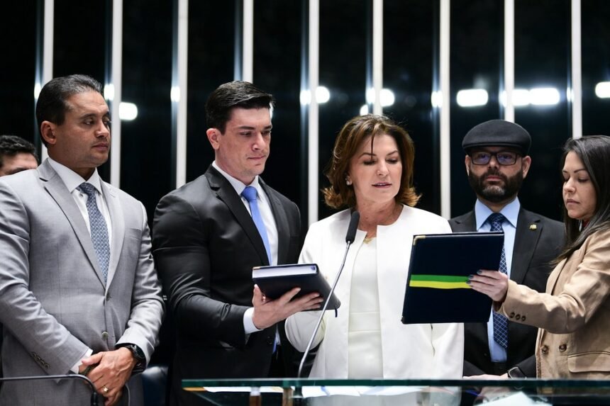 Senadora Rosana Martinelli (PL-MT) toma posse — Foto: Pedro França/Agência Senado