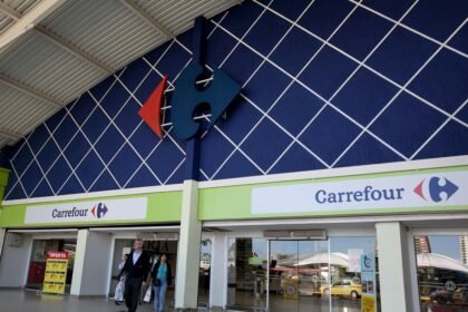 Loja do Carrefour no Brasil — Foto: Rich Press/Bloomberg