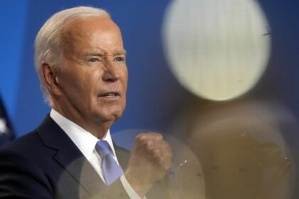 Presidente dos Estados Unidos, Joe Biden diz durante entrevista em Washington que derrotou Trump uma vez e o derrotará novamente — Foto: Jacquelyn Martin/AP