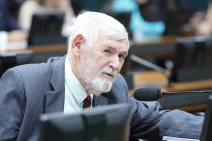 Deputado Luiz Couto (PT-PB) em sessão da CCJ — Foto: Mário Agra/Câmara dos Deputados