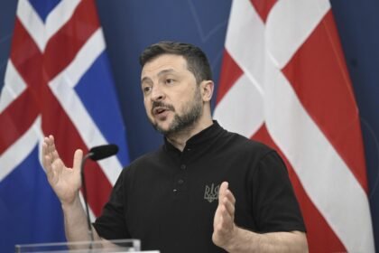 Zelensky aterrissa na Irlanda para encontro com primeiro-ministro | Mundo