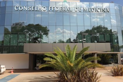 CFM cria novas regras para regulamentar relação entre médicos e indústria farmacêutica