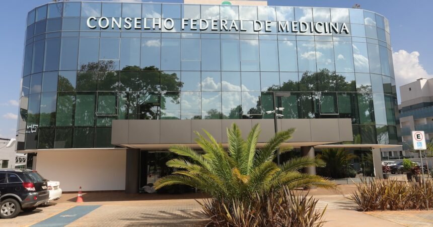 CFM cria novas regras para regulamentar relação entre médicos e indústria farmacêutica