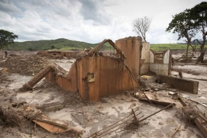 Caso Samarco: ministro diz que R$ 100 bilhões é o mínimo para acordo | Brasil