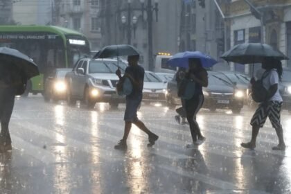 Chuva forte em São Paulo — Foto: Paulo Pinto/Agência Brasil