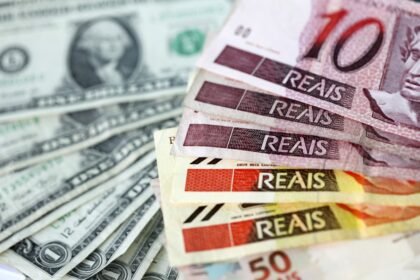 Dólar reverte sinal e recua e juros futuros de longo prazo aprofundam queda | Finanças