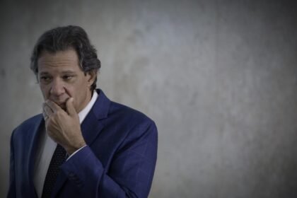 Haddad adia viagem à Europa a pedido do presidente Lula | Brasil