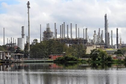 Onda de fechamentos de capacidade em petroquímica deve se manter nos próximos anos | Empresas