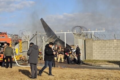 Acidente com avião na Coreia do Sul — Foto: Maeng Dae-hwan/Newsis via AP