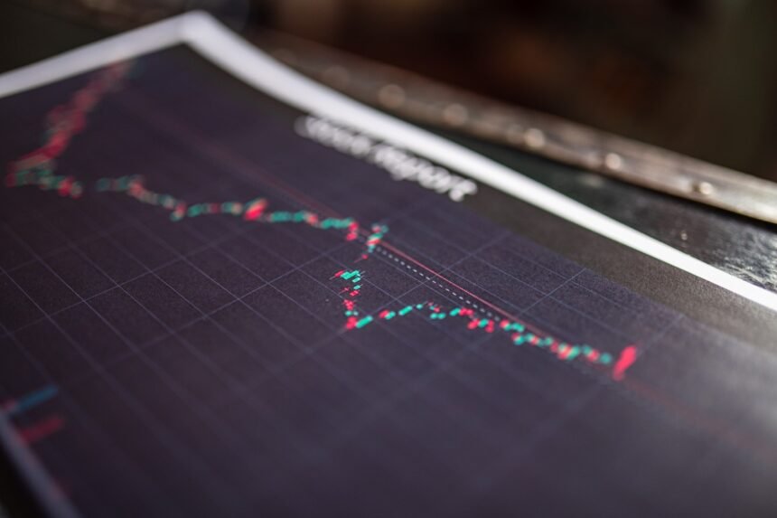 Ibovespa passa por correção e perdas com Vale incrementam recuo | Finanças