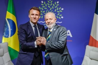 Presidentes Luiz Inácio Lula da Silva e Emmanuel Macron durante reunião bilateral em junho de 2024 — Foto: Foto: Ricardo Stuckert / PR